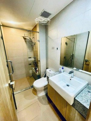 căn góc, chung cư oriental, âu cơ, tp: 3p ngủ, 117m2, đầy đủ nt, 15tr5/th.