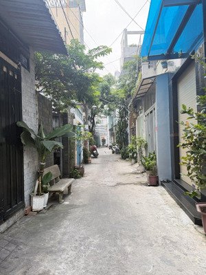 1/ gò dầu tân phú 56m2 2 tầng hẻm xe hơi gần ngay aeon tktq chỉ 5 tỷ thương lượng