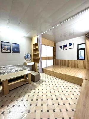 chính chủ cho thuê ccmn nguyễn sơn, cạnh bệnh viện tâm anh: lh 