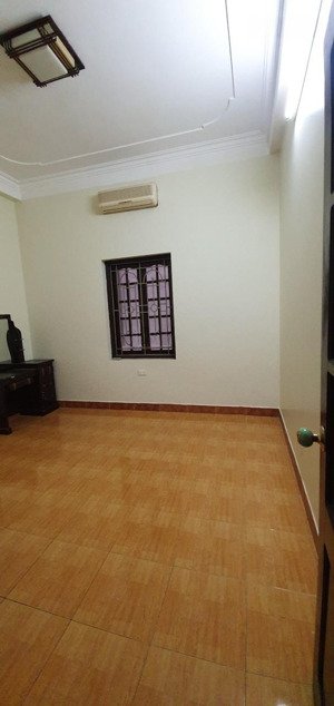 nhà riêng 60m2 4 ngủ wc nóng lạnh oto tránh bằng liệt hoàng mai 18 triệu