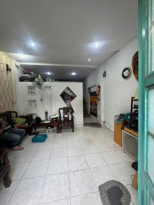 bán nhà hẻm dân trí cao trần văn ơn, tân phú. hẻm 4m sạch sẽ, 1 lầu thoáng mát.