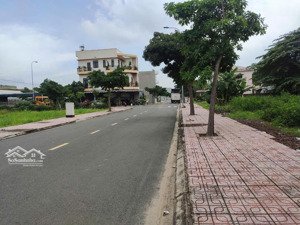 bán đất giá rẻ lai uyên bàu bàng 510tr -500m2 có 100 thổ cư đường lớn, shr, tiện ích đầy đủ