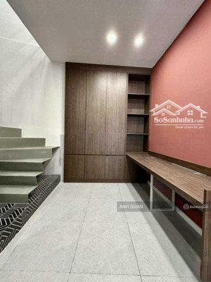 bán nhà mặt phố tại huỳnh văn bánh, 19,5 tỷ, 70m2, 3pn, 2wc, pháp lý đầy đủ, giá tốt