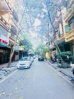 Siêu Hiếm Phân Lô Đầm Trấu Lô Góc Ô Tô Tránh Vỉa Hè 6T Thang Máy Ở Và VP Đỉnh Giá 25.2 Tỷ