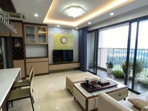 chính chủ bán gấp căn hộ 3pn view hồ tòa c6 vinhomes trần duy hưng, sổ hồng lâu dài, giá giảm sâu