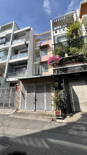 nhà 1 trệt 3 lầu cách lê văn quới 50m | chỉ 8 tỷ 5