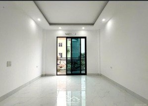 chính chủ bán mặt phố chiến thắng _ văn quán_hà nội :57mx6 tầng thang máy giá 20 tỷ.