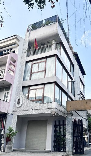 siêu phẩm góc 2 mặt tiền trương quyền, quận 3 - dt:16x6,6m - 4 tầng - hđt: 90trđ - giá 41 tỷ