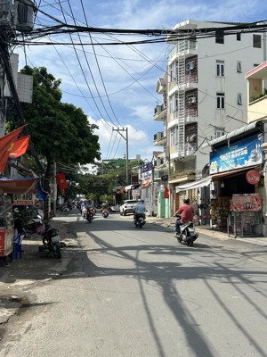 bán nhà góc 2 mặt tiền đường nguyễn tuyển phường bình trưng tây tp. thủ đức