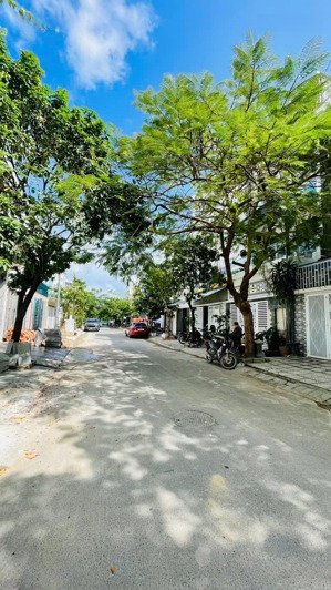 cơ hội vàng - nhà 3 tầng kđt phước long a - sổ hoàn công đầy đủ - giá chỉ 8 tỷ 5