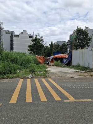 bán đất mặt tiền nguyễn thanh sơn quận 2 giá 75,2 tỷ