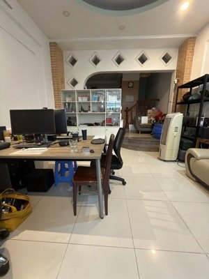 gấp - 4 tầng - dt 5.2 x 12m - hxh đường hoàng hoa thám - bình thạnh - chỉ 8.2 tỷ