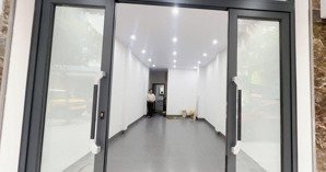 cho thuê nhà nguyên căn 5 tầng, 40m2, phố cổ linh, long biên - thang máy, ô tô đỗ cửa