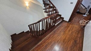 a tùng bán nhà 5 tầng tại an dương vương, thang máy, ngõ ô tô, nội thất xịn, gần phố, giá 13 tỷ