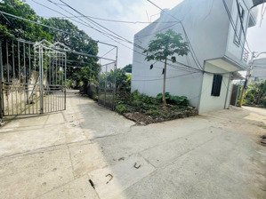 bán đất thổ cư thôn quyết tiến 1 vân côn hoài đức lô góc oto tránh