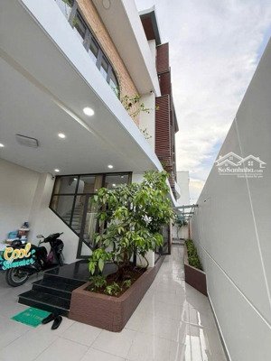 bán villa mini mới lô gốc- cạnh himlam linh chiểu- 3tầng - 127m2- gần vincom thủ đức- giá 13,1 tỷ