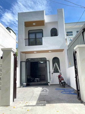 bán gấp nhà 1 trệt 1 lầu, đủ tiện ích xung quanh, khu vực hiệp an, gpxd cấp chính