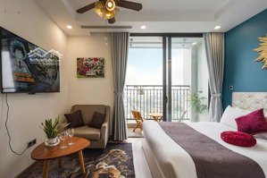 tôi người quen chủ nhà bán gấp ch studio, 25,8m2 sẵn hđ thuê 9tr hướng mát tại vinhomes green bay