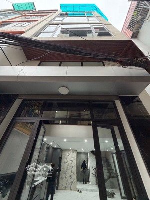 gara 7 chỗ - lô góc hai thoáng - hộ khẩu ba đình