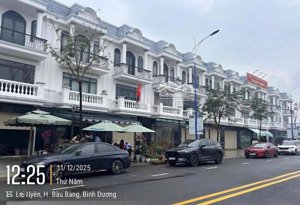 bán nhà mặt tiền hl614 cắt ql13, ngay cổng chào bàu bàng, bình dương đường trước nhà 32m