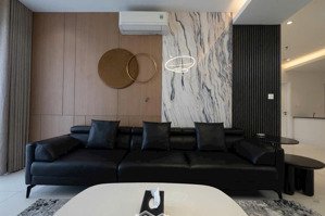 chính chủ cần bán nhanh căn hộ dockland dt 106m2, 3pn, 2wc, giá 6ty căn góc nhà đẹp 