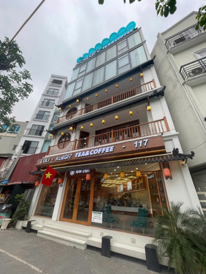 cho thuê nhà mp huỳnh thúc kháng: 60m2 x 5,5 tầng, mt: 10m, thang máy, thông sàn. lh: 