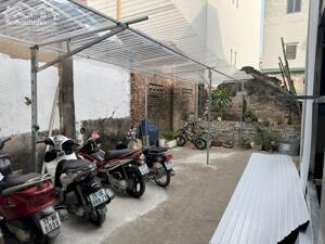 Cần bán 33,5m2 đất ngõ 145/26 Phúc Lợi. Khổ đất đẹp, cách trường học các cấp 300m