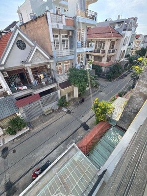 đi định cư bán gấp 64m2 - trục quang trung hxh to - giá nhỉnh 8 tỷ