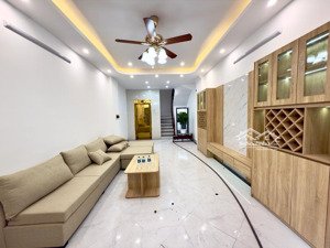 bán nhà tây mỗ thang máy 37m2*5tầng ô tô đỗ cửa giá chỉ 6 tỷ