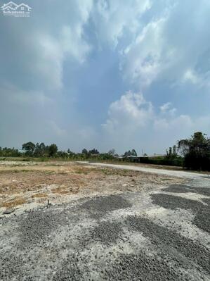 ĐẤT ĐẦU TƯ SINH LỜI - VỊ TRÍ ĐẮC ĐỊA - BÁN 10 NỀN VIEW SÔNG