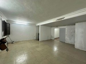 cho thuê nhà tập thể tầng 1 làm văn phòng, ở, kinh doanh tại nhà tại 110b5 trung tự, đống đa