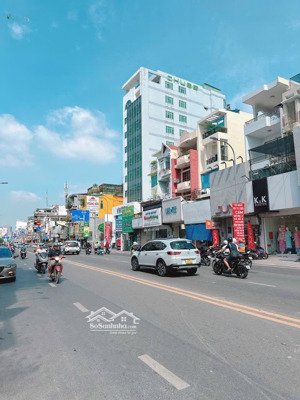 kẹt tiền bán gấp nhà phan đình phùng -huỳnh văn bánh p15 phú nhuận dt 18x19m tl 5 tầng giá 15,8 tỷ