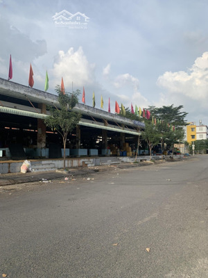 bán nhà/ đất thuộc khu dân cư an sương. vị trí gần ngay ubnd phường, công an phường