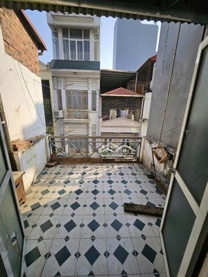 cho thuê nhà ngõ phố trường chinh dt 55mx 4 tầng, ô tô tránh nhau, 17tr/th