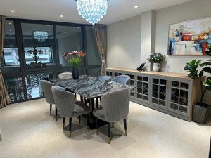 cho thuê nhà nguyên căn mt cư xá lữ gia , p15 , q11 , 4 x 14m , 4 lầu nhà đẹp , 28 trieu/thang