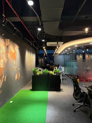 văn phòng cao cấp 170m² ngoại giao đoàn setup sẵn nhận mặt bằng ngay