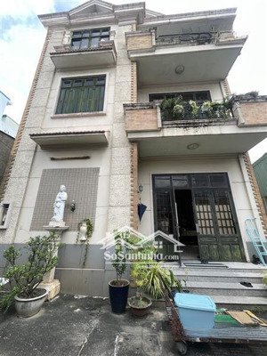 bán gấp biệt thự mặt tiền - 278m2 - 2 xe tải tránh nhau - tiềm năng kinh doanh - giá chỉ 21,25 tỷ