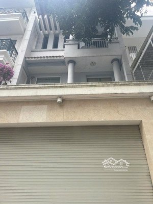 bán nhà 1t2l mặt tiền đường d2 - tnpa q9 cũ. dt: 110m2