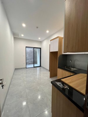 cho thuê căn hộ 1 phòng ngủ 1 khách full nội thất ngay học viện tài chính, giá chỉ 4 triệu