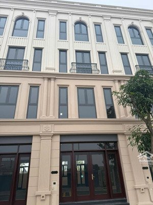 bán nhanh nốt quỹ căn liền kề sổ lâu dài kí trực tiếp cdt tại vinhomes cổ loa ,vị trí đẹp giá tốt