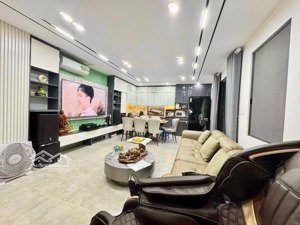 hoa hậu ngọc lâm - 7 tầng thang máy - full nội thất - ô tô đỗ cửa