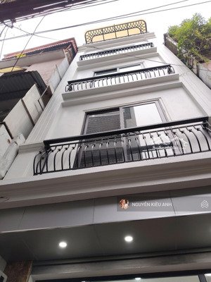 bán nhà phân lô trần đại nghĩa -10 m ra oto tránh 56 m - thang máy - sđcc ko qh full nt 14,8 tỷ ctl