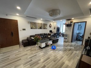 bán ch hòa bình green city, 2n 95m2. tầng trung bc đông nam. phù hợp cho g/đình ở lâu dài, giá tốt