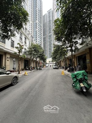 bán căn 4.5 tầng thô x 77m khu hoàng huy mall. giá 11.5 tỷ