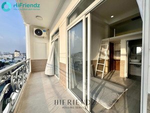 phòng gác mới xây, thang máy full nội thất mới tinh