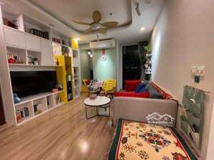 (giá thật) bán căn 2 ngủ 63m2 ban công đông nam, đủ đồ, có sổ đỏ. giá 7,9 tỷ brg diamond residence