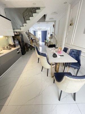 mặt tiền nguyễn lộ trạch, giáp gò dầu - 4x22m, 86m2, 2 tầng - giá 8.3 tỷ còn tl có giá tốt