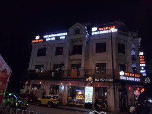 cho thuê nhà phố đào tấn 286m x 3 tầng mặt tiền 35m, mọi mô hình , gọi em kẻo đối thủ thuê mb này