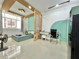 chính chủ cho thuê phòng mới decor đẹp tiện nghi full nội thất