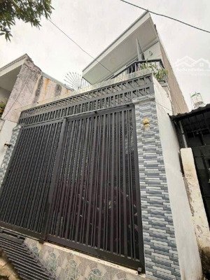 (quận 7) chủ chuyển công tác gấp bán nhà phố 2 tầng full nội thất sát vincom nam long - chỉ 6,3 tỷ